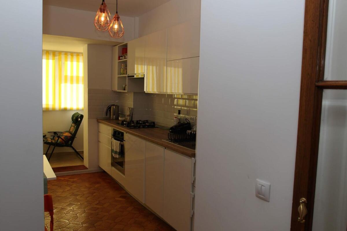 Apartament Sunshine 3 Bedrooms Near Arena Nationala Bucureşti