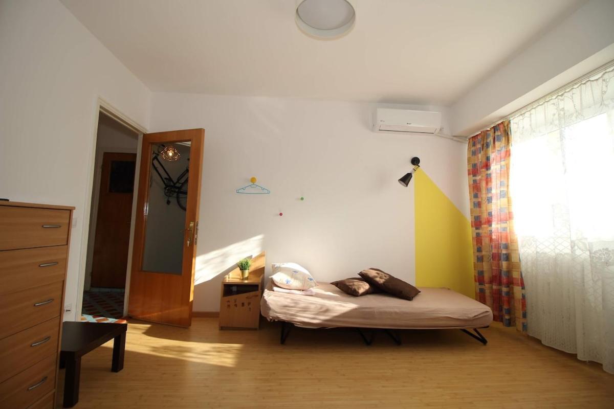 Apartament Sunshine 3 Bedrooms Near Arena Nationala Bucureşti